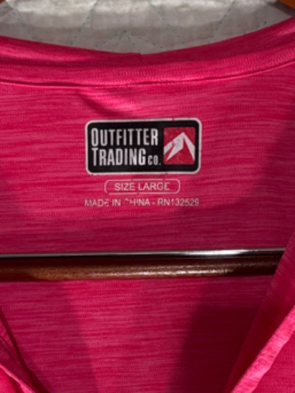 Outfitter Trading Co Jackson Hole WYWomen's Hot Pink Hooded Long-Sleeve Pullover - Picture 2 of 9
